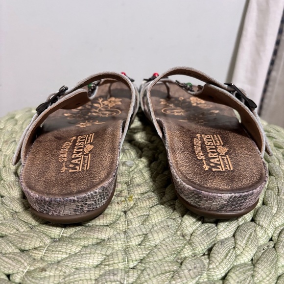 L’Artiste Kindness Gray/White Leather Floral Toe Ring Slide Comfort Sandal NWOB - Picture 7 of 10